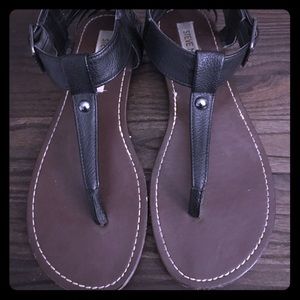 Steve Madden Black Sandals 6.5